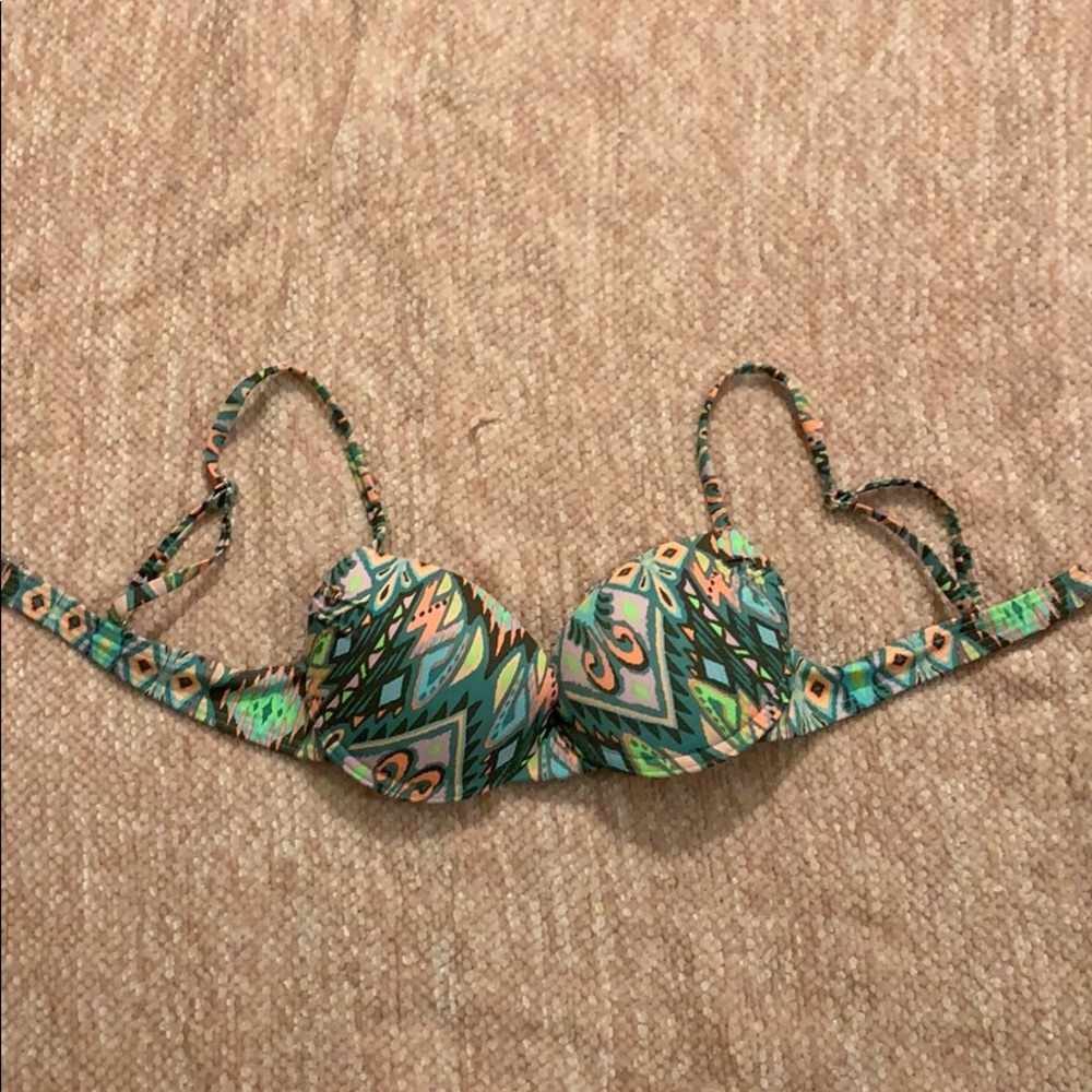 Tribal push-up swimsuit top